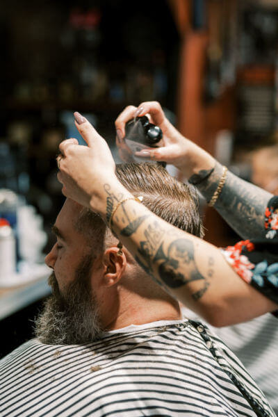 suolasuihke rakennesuihke miehelle